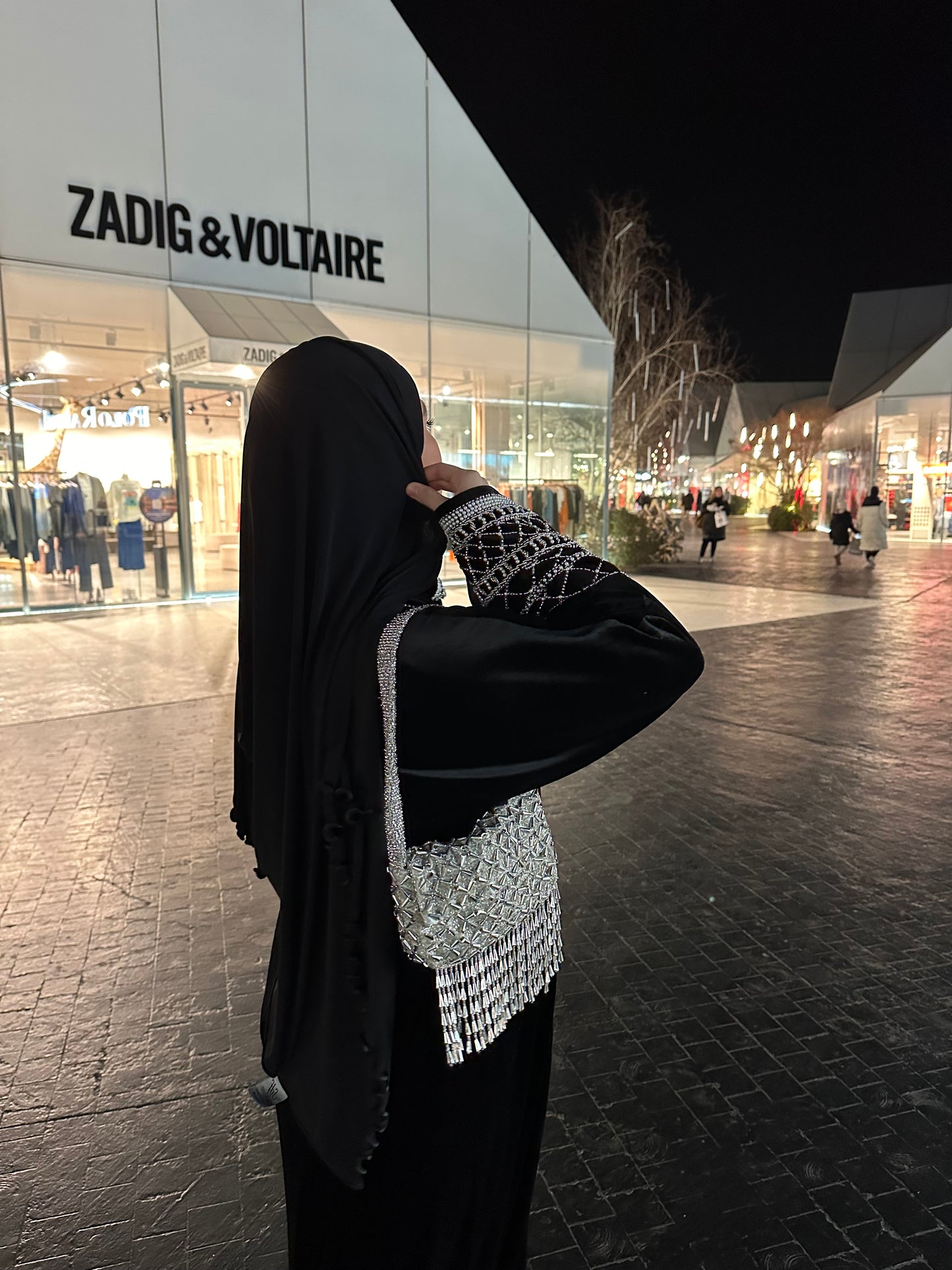 ABAYA VELOUR NOIR