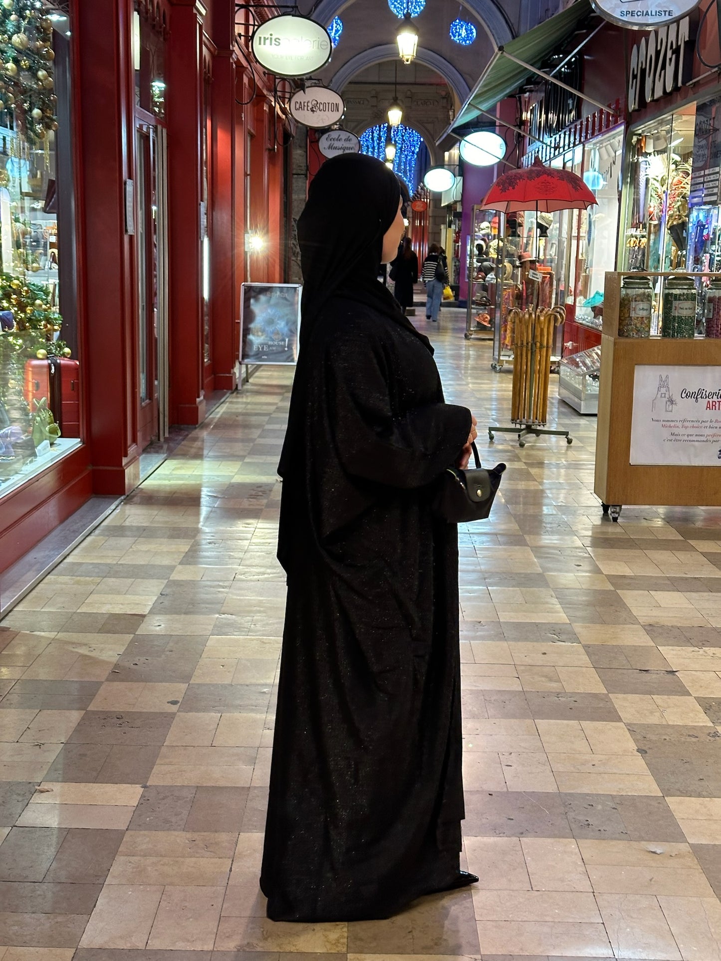 ABAYA HANA